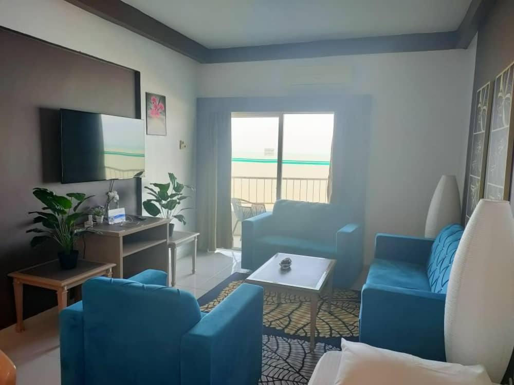 Beachfront Full Sea Penang Tanjung Bungah  Exterior photo